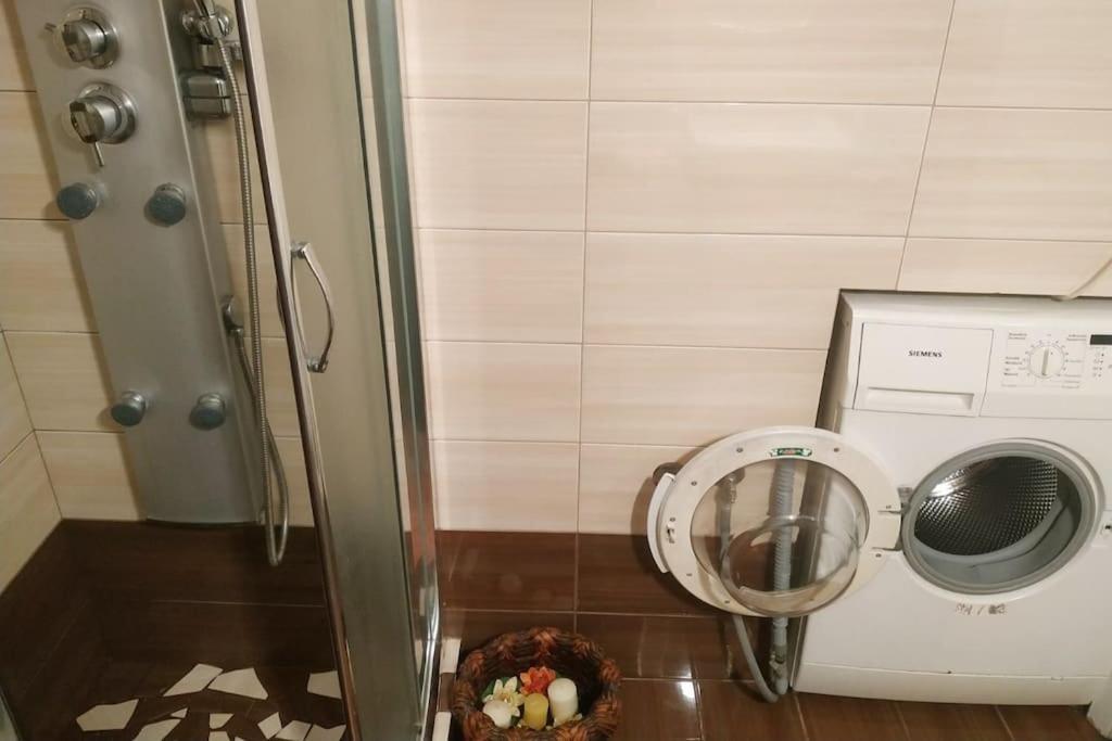 Άνετο Και Βολικό Διαμέρισμα Афіни Екстер'єр фото